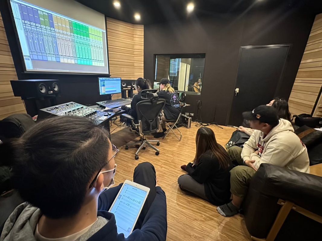 LINE_ALBUM_南面而歌單曲錄製_240314_29